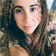 Profesora de diferentes materias y niveles